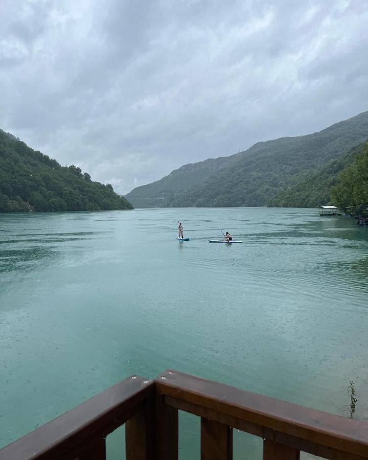 Hotel Glamping Bagrem à Jablanica Extérieur photo