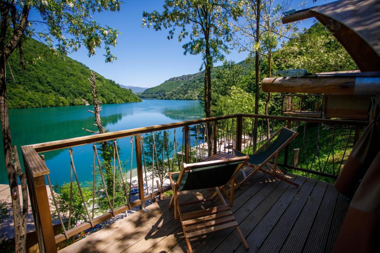 Hotel Glamping Bagrem à Jablanica Extérieur photo