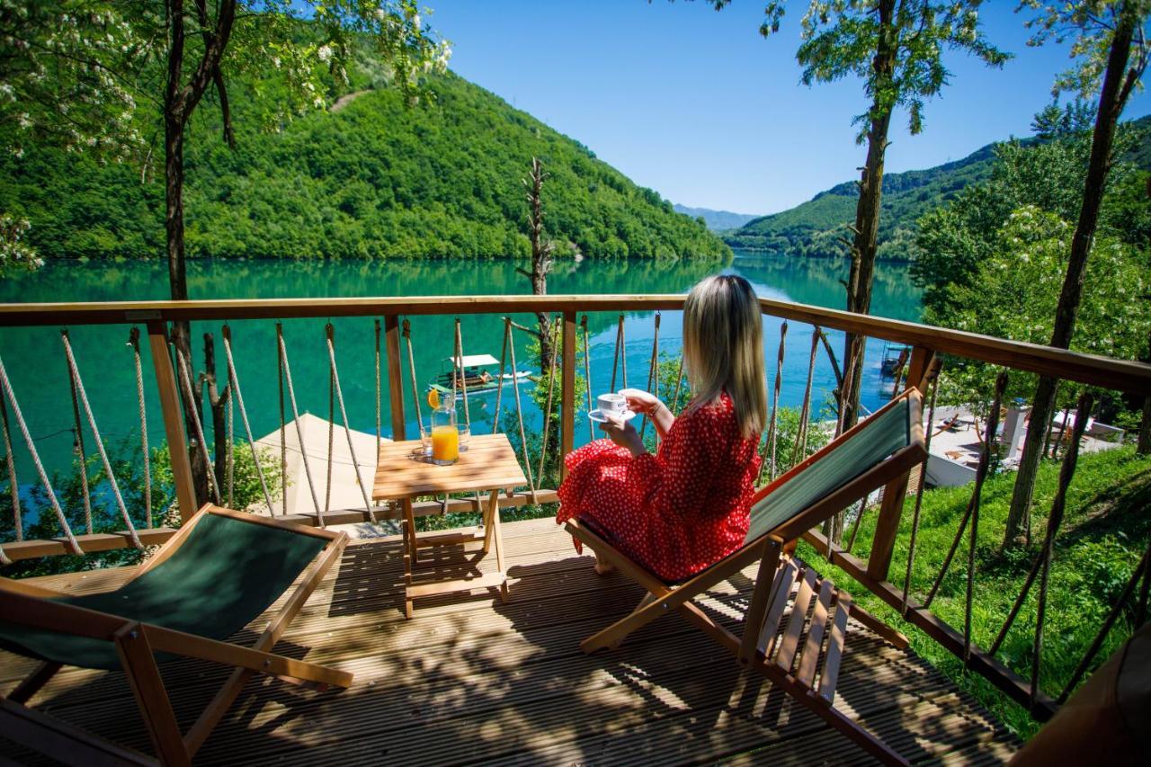 Hotel Glamping Bagrem à Jablanica Extérieur photo