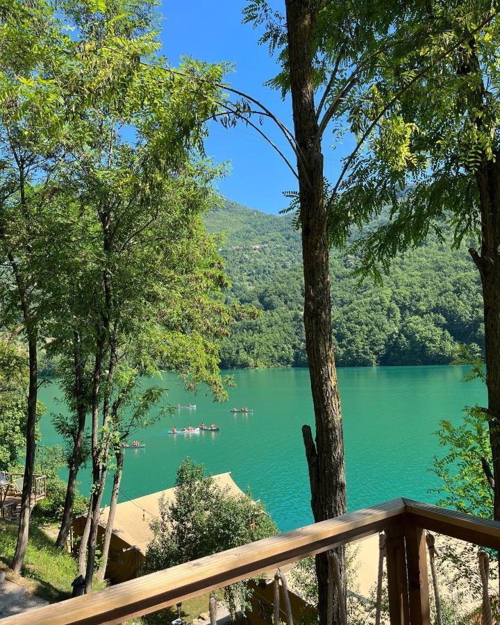 Hotel Glamping Bagrem à Jablanica Extérieur photo